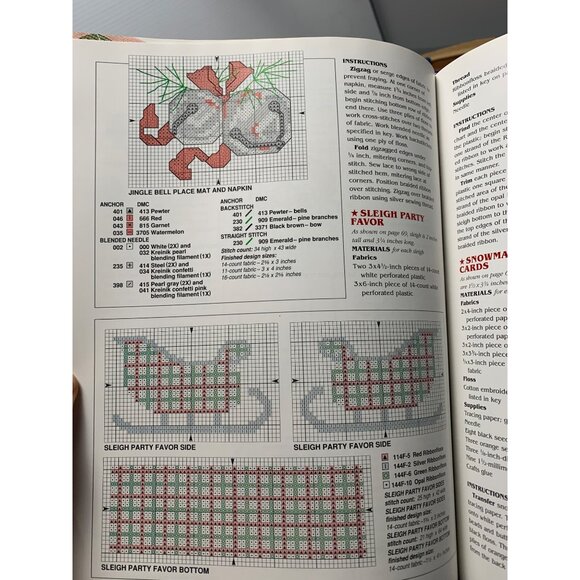 Better Homes & Gardens Cross Stitch Christmas book - Picture 8 of 12